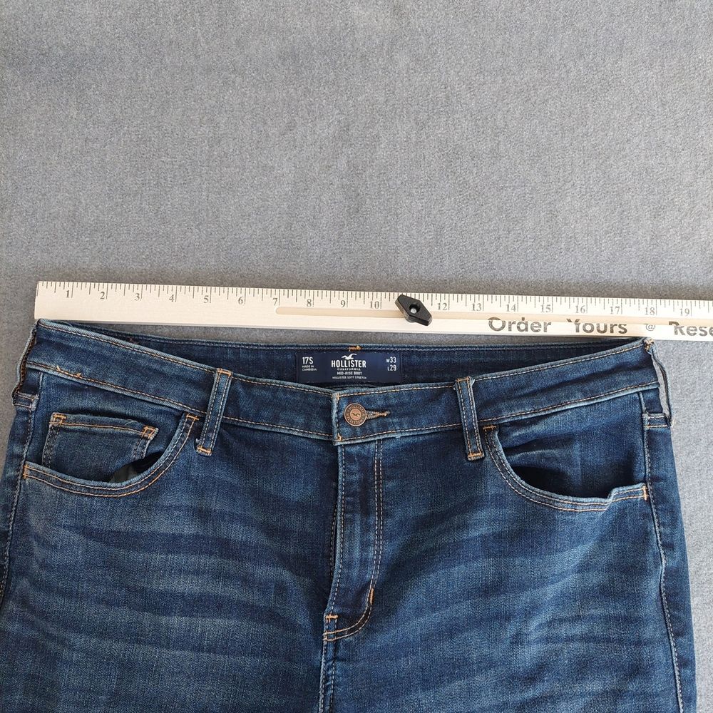 Hollister Mid-Rise Bootcut Jeans Soft Stretch Medium Wash Size 17S (W33 L29) - Picture 2 of 9